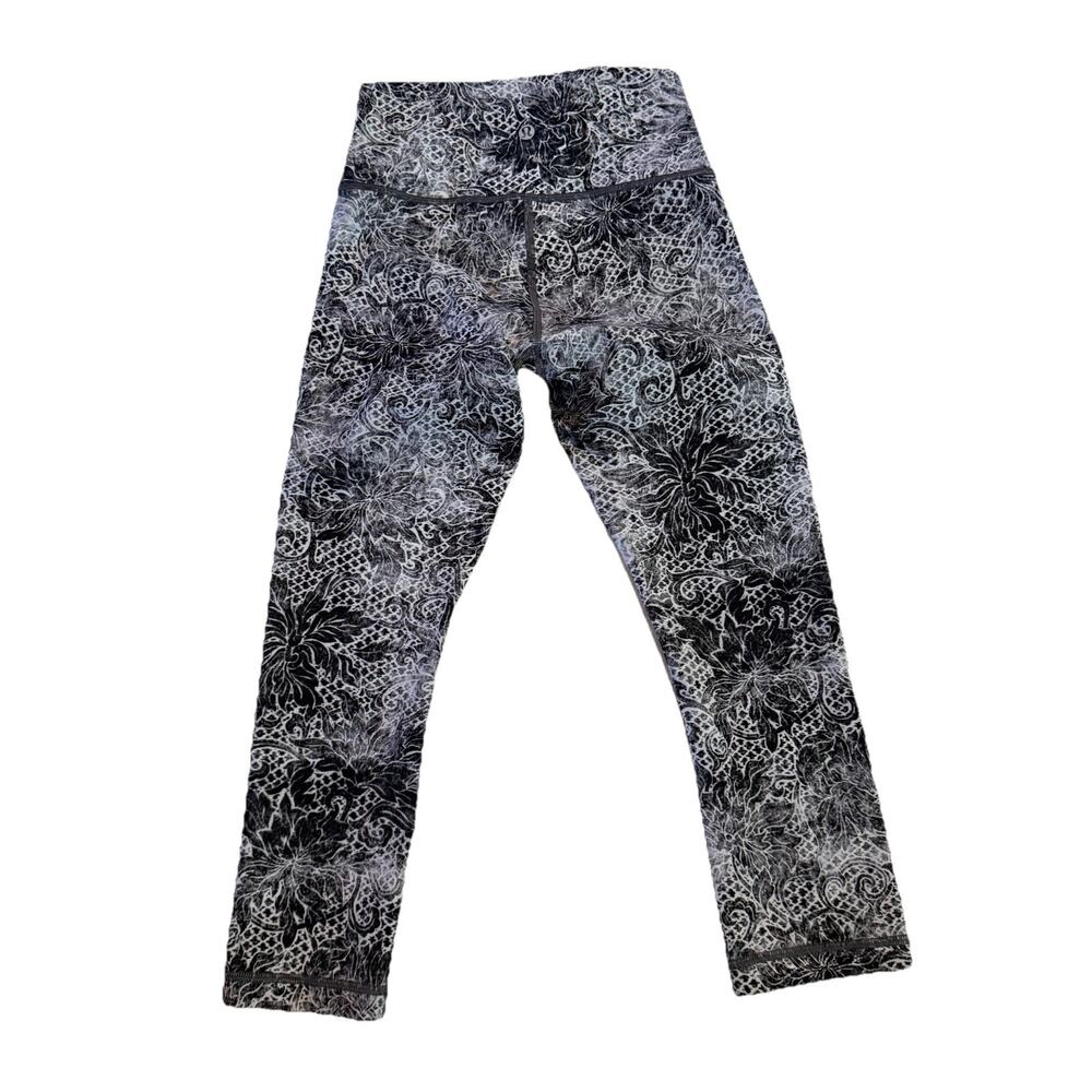 Lululemon Wunder Under Hi-Rise Cropped size 4 Serigraph Starlight Black White